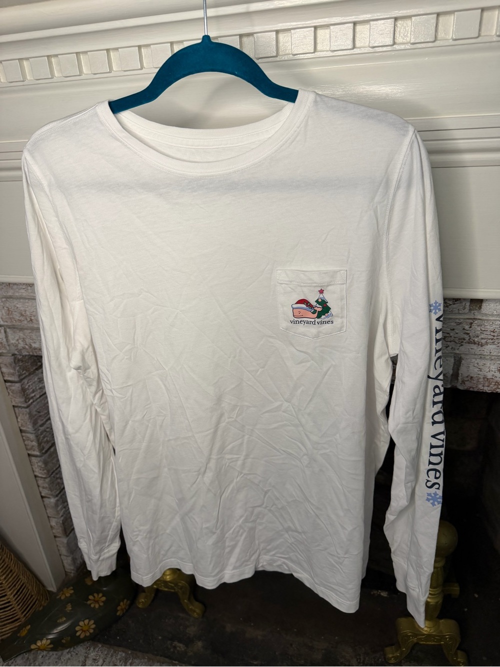 Vineyard Vines Christmas Whale Long Sleeve Pocket Tee XL